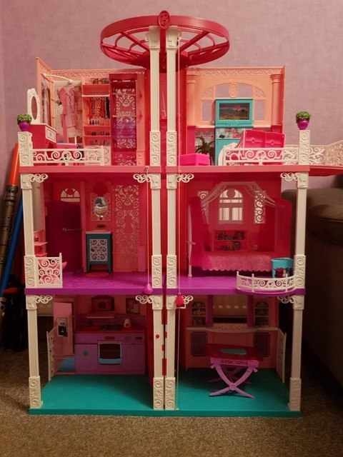 gumtree barbie dream house